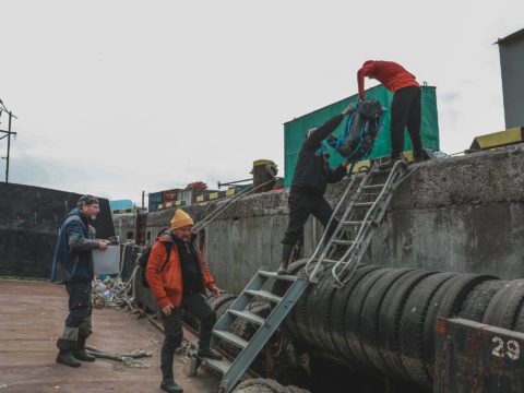Фотоальбом: Экспедиция на Курильские острова