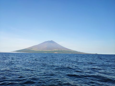 Фотоальбом: Экспедиция на Курильские острова