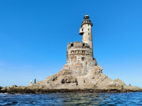 Фотоальбом: Экспедиция по Южным Курильским островам